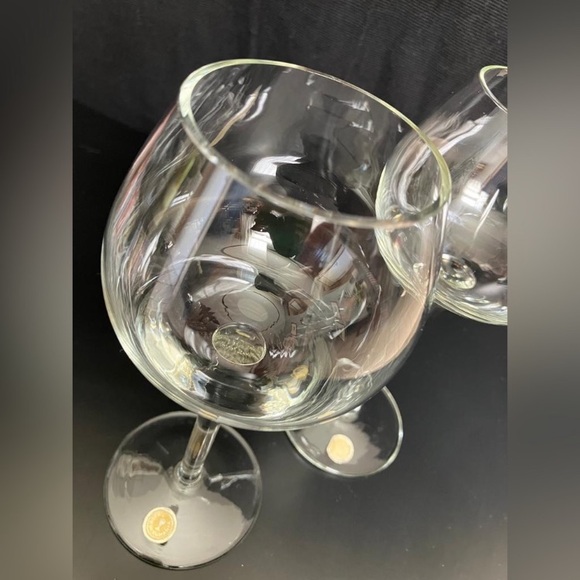 Elegant Smooth & Clear Water Glass Goblets Long Stem Made in Romania 🇷🇴 - Picture 4 of 4